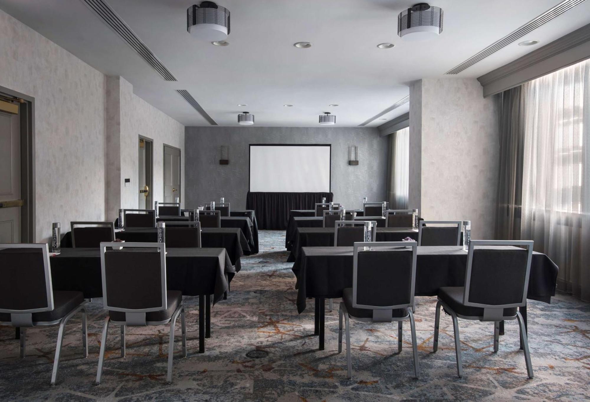 Embassy Suites By Hilton Bethesda Washington Dc Ngoại thất bức ảnh